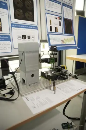Research in focus: The imaging system makes tool wear visible – precise, reproducible, and AI-driven (photo: private collection of Mühenad Bilal).