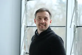 Verbindet Wissenschaft und Industrie: Der neue Stiftungsprofessor Markus Wamser (Foto: THI).
