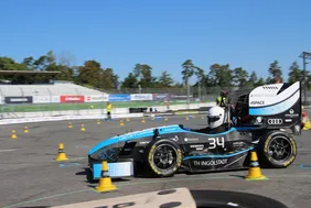 Schnell, präzise, elektrisch: Schanzer Racing Electric bei einem Formula Student-Wettbewerb (Foto: Maximilian Schütze).