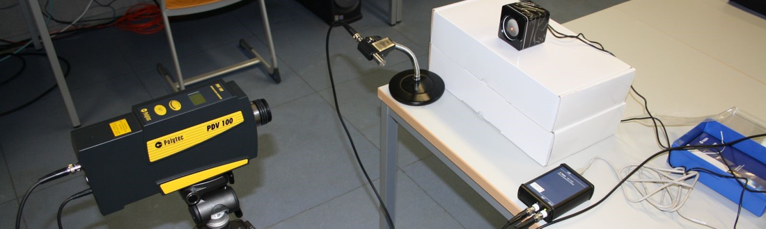Versuchsaufbau_Laservibrometer_THI Aufbau eines akustischen Versuchs mit Laservibrometer