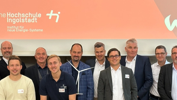 Zwölf Referenten aus Forschung, Wind- und Wärmebranche, Bürgerenergiegenossenschaften, Stromnetzbetreiber und der öffentlichen Verwaltung stellten ihre Projekte rund um Windenergienutzung und kommunaler Wärmeversorgung vor (Foto: THI).